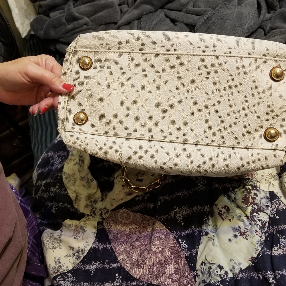 Purse - Picture 4 of 8